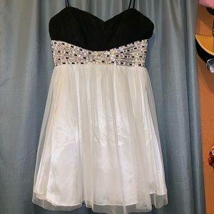 Black and White Special Occasion/Homecoming Dress